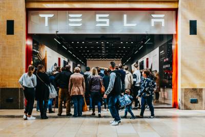 Elon Musk demanda a Apple y OpenAI por “monopolio” de ChatGPT